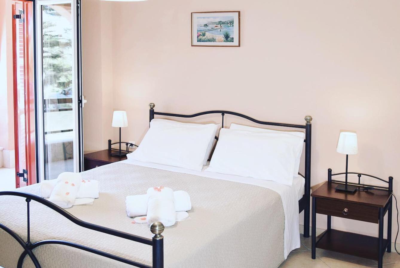 Spyridoula In Corfu Гоувия